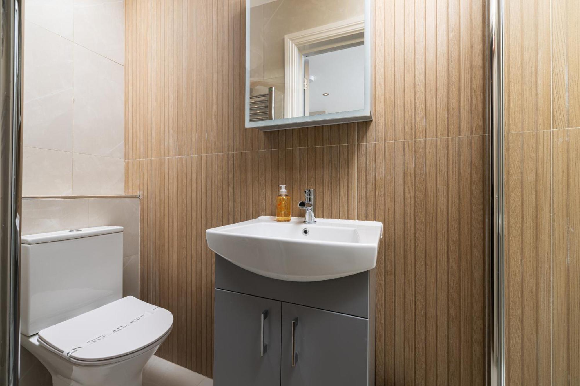 Apartment Charmstay Kensington Olympia London